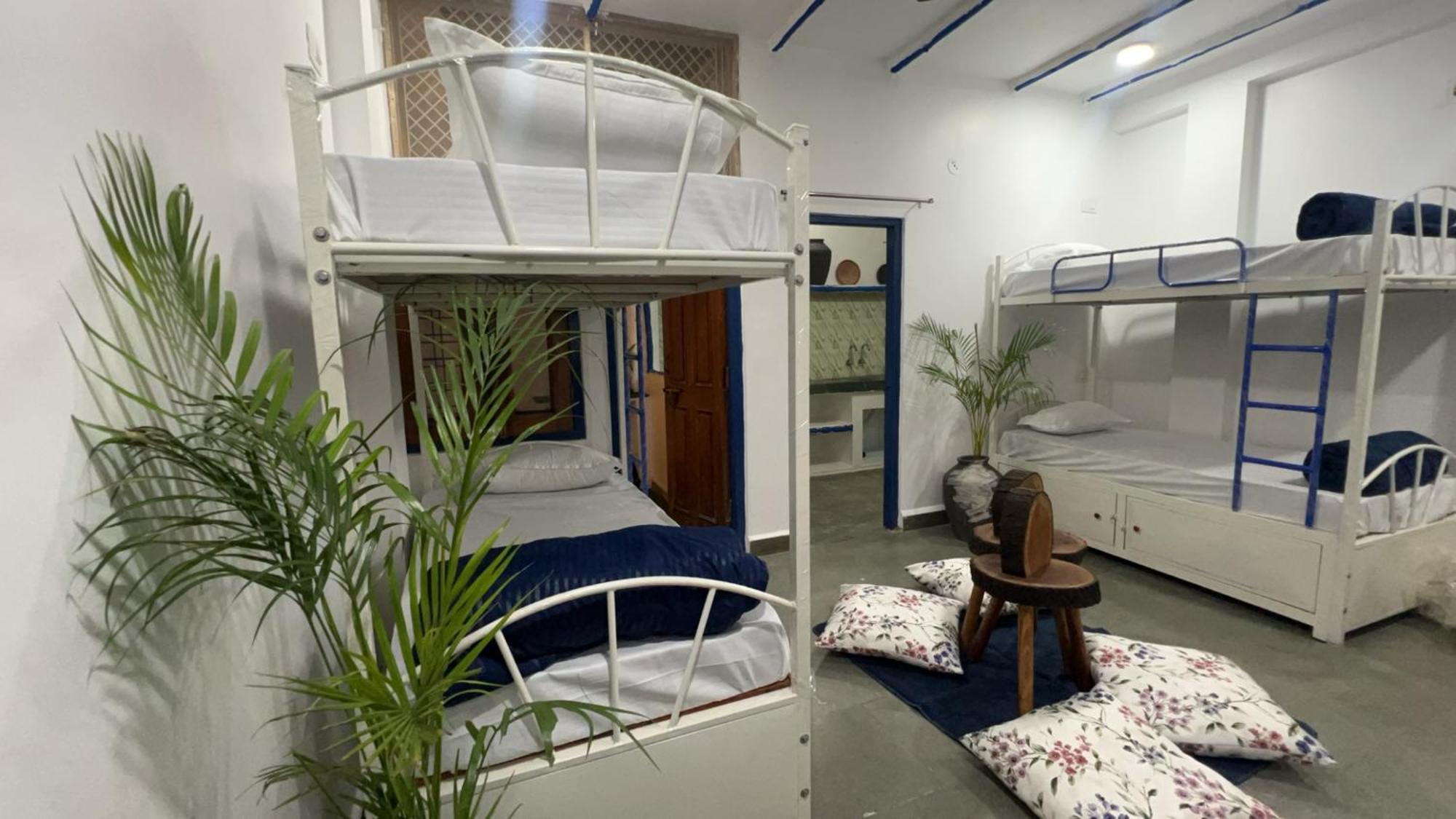 Pause Hostel Ujjain Exterior photo